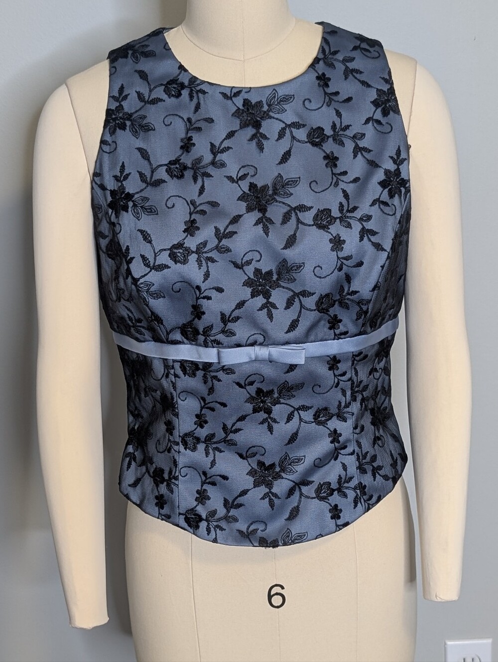 Alfred Angelo 90s‎ Black Lace Appliqué Light Blue Lining Size 12